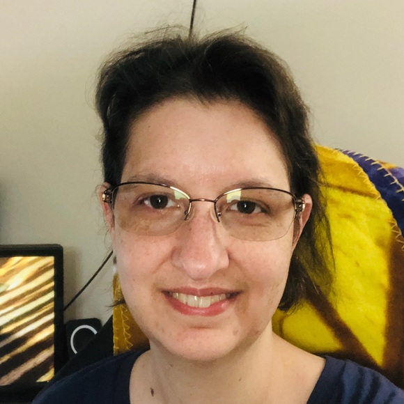 Meet the Posher Other - Meet your Seller/Buyer, Jennifer Meet the Posher Other - Meet your Seller/Buyer, Jennifer